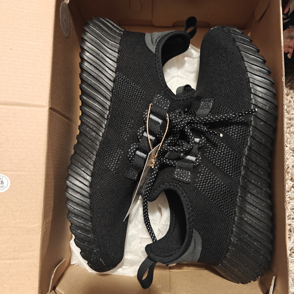 Women's Black Athletic Slip-On Sneakers
